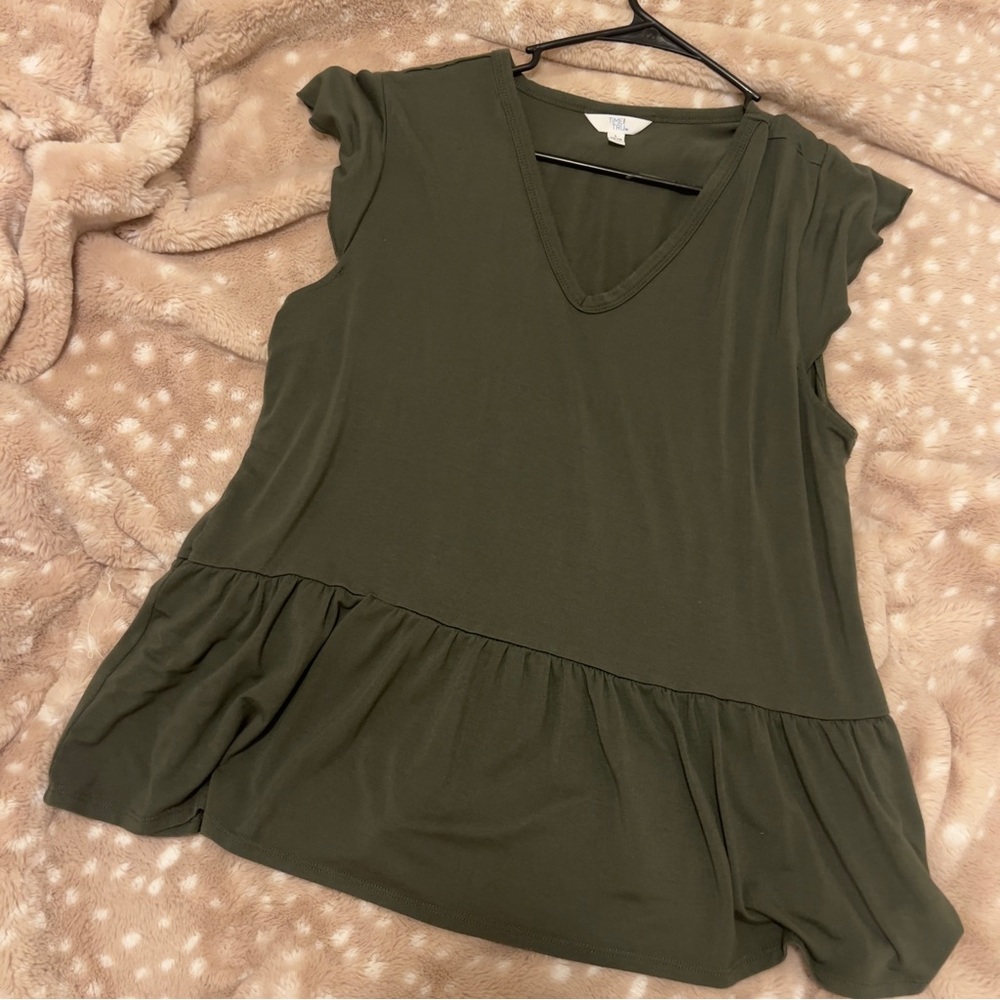 Military green time true cute top